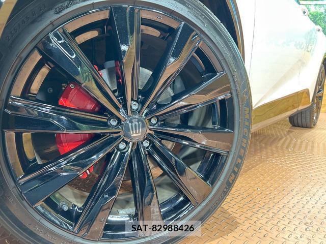 Toyota CROWN 2024-04 8812209-12