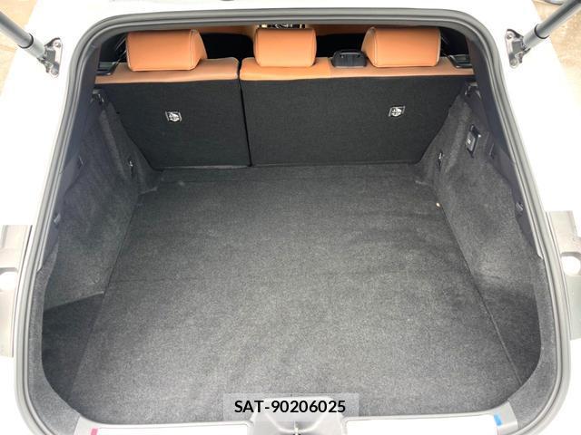 Toyota CROWN 2024-03 8812224-10
