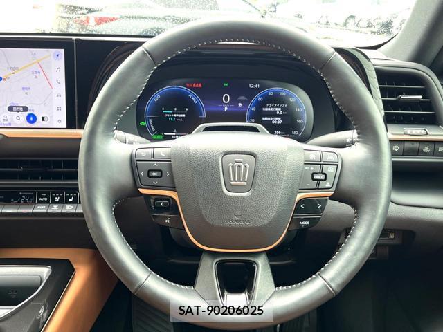 Toyota CROWN 2024-03 8812224-11