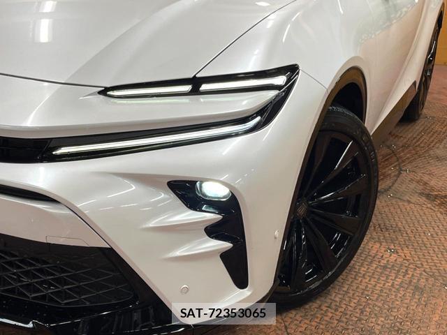 Toyota CROWN 2024-06 8812650-11