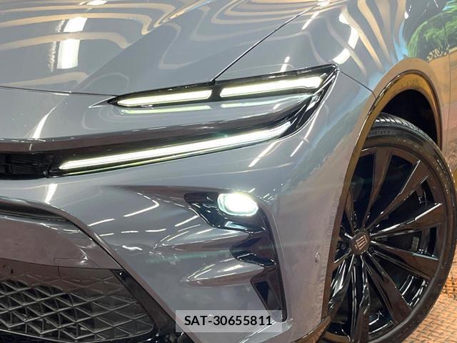 Toyota CROWN 2024-06 8812651-11