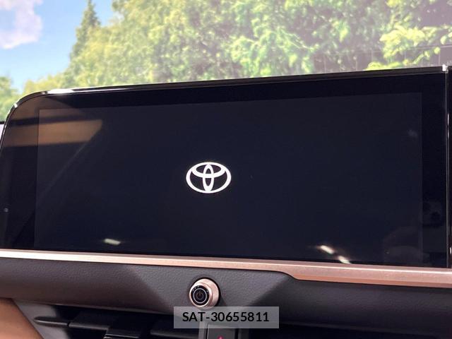 Toyota CROWN 2024-06 8812651-2