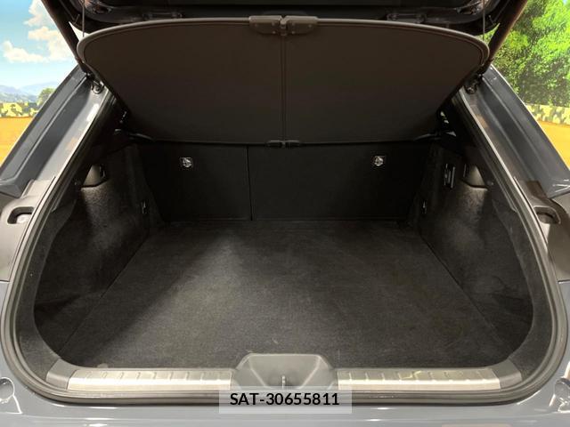 Toyota CROWN 2024-06 8812651-9