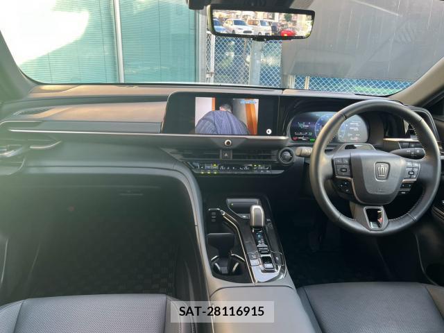 Toyota CROWN 2025-09 8814632-2