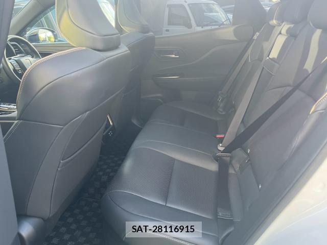 Toyota CROWN 2025-09 8814632-6