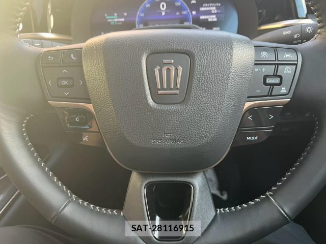 Toyota CROWN 2025-09 8814632-8