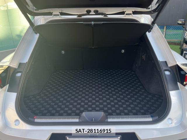 Toyota CROWN 2025-09 8814632-9
