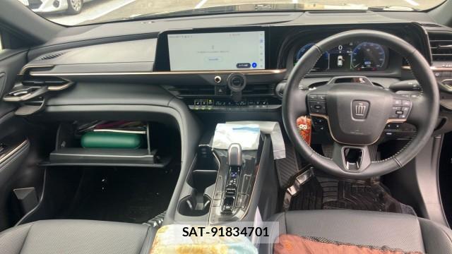 Toyota CROWN 2025-04 8815529-2