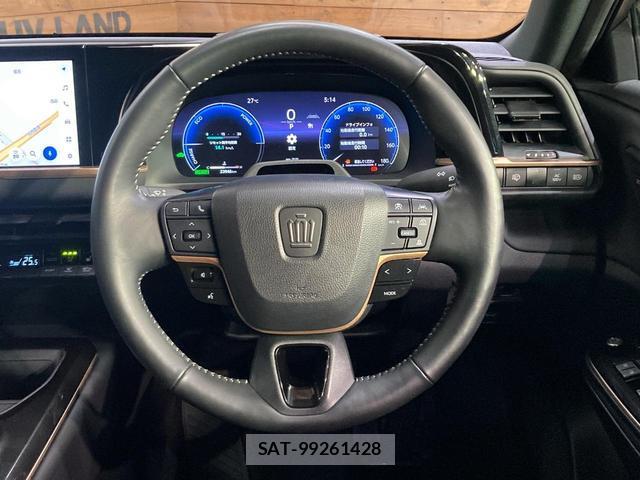 Toyota CROWN 2025-07 8815903-7