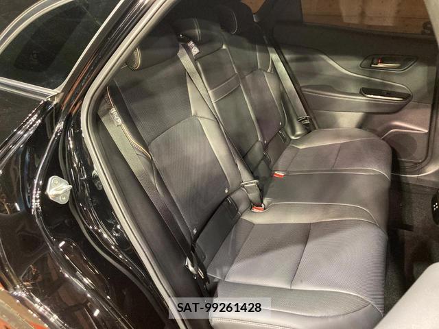 Toyota CROWN 2025-07 8815903-9