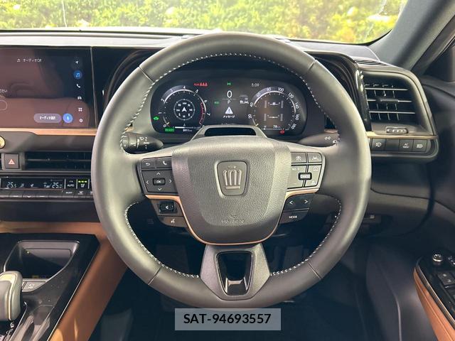 Toyota CROWN 2025-05 8816075-10