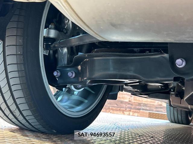 Toyota CROWN 2025-05 8816075-19