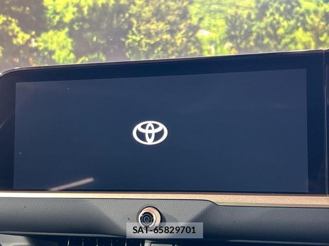 Toyota CROWN 2024-01 8816078-3