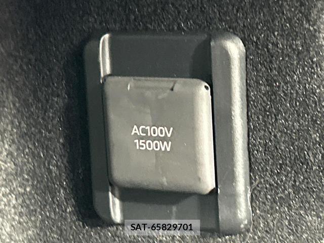 Toyota CROWN 2024-01 8816078-6