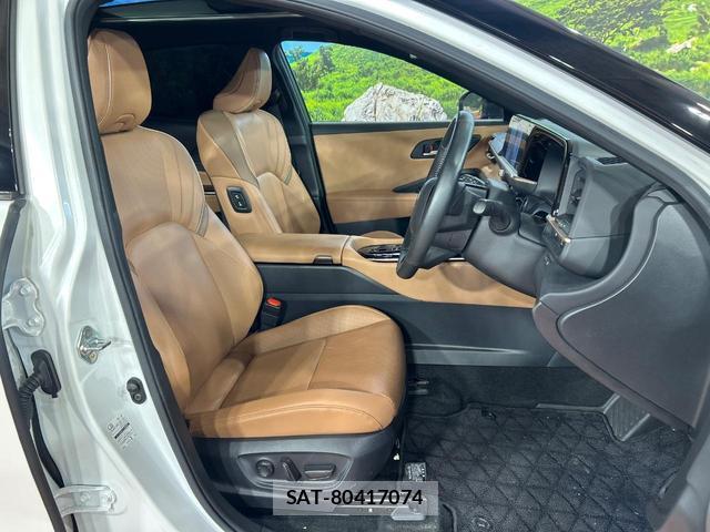 Toyota CROWN 2024-06 8816082-7