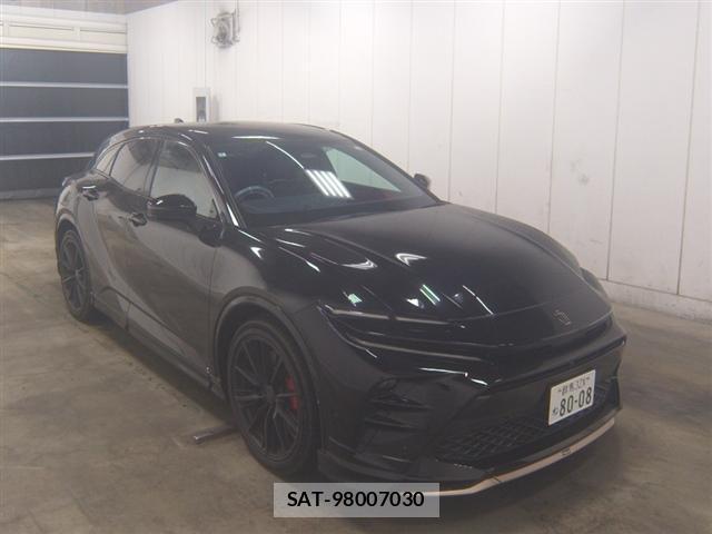 Toyota CROWN 2024-09 8816195-3