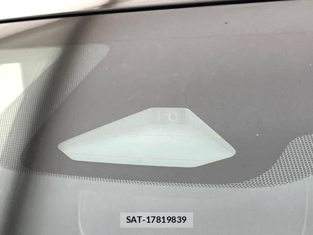 Toyota CROWN 2024-06 8816974-5