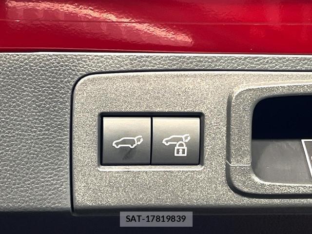 Toyota CROWN 2024-06 8816974-6
