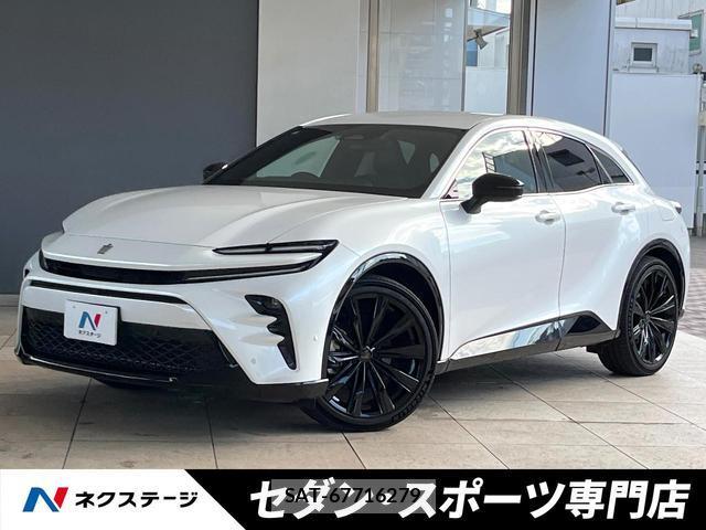 Toyota CROWN 2024-01 8817208-0