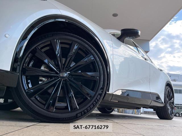 Toyota CROWN 2024-01 8817208-10