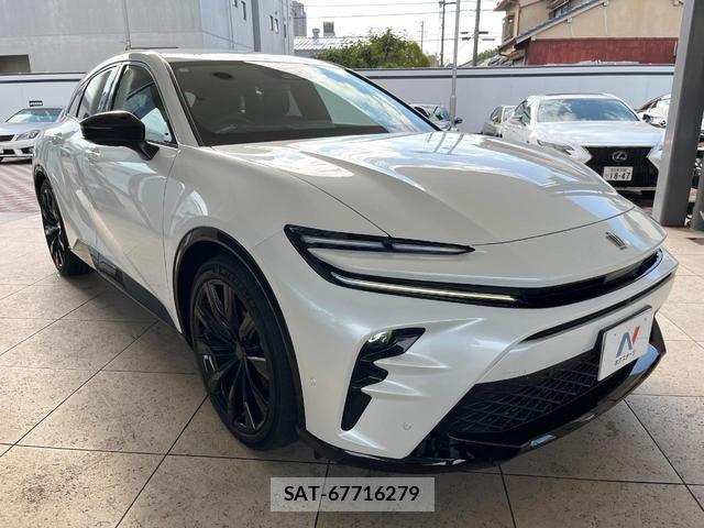 Toyota CROWN 2024-01 8817208-11