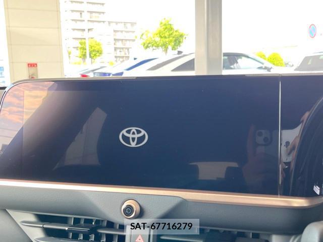 Toyota CROWN 2024-01 8817208-3