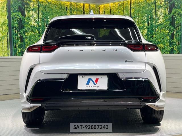 Toyota CROWN 2024-08 8817572-14
