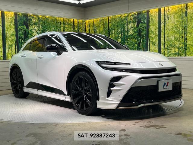 Toyota CROWN 2024-08 8817572-15