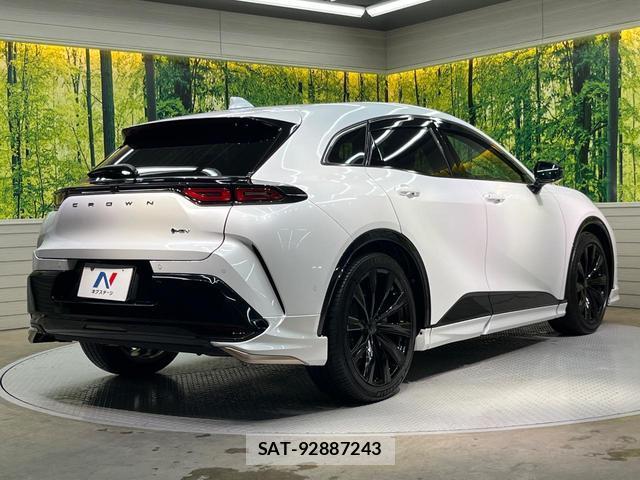Toyota CROWN 2024-08 8817572-16
