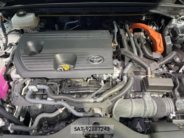 Toyota CROWN 2024-08 8817572-17