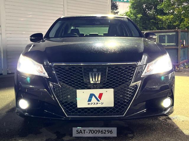 Toyota CROWN 2012-12 8812230-14