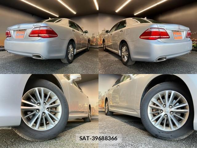 Toyota CROWN 2013-04 8812783-6