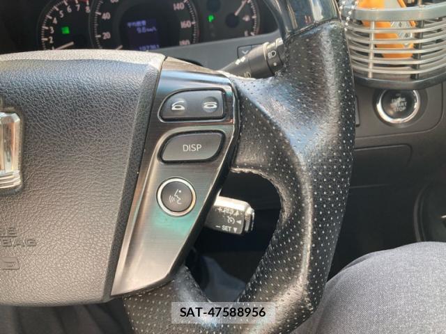 Toyota CROWN 2008-10 8813535-10