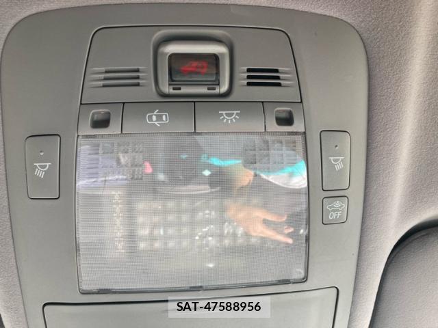 Toyota CROWN 2008-10 8813535-16
