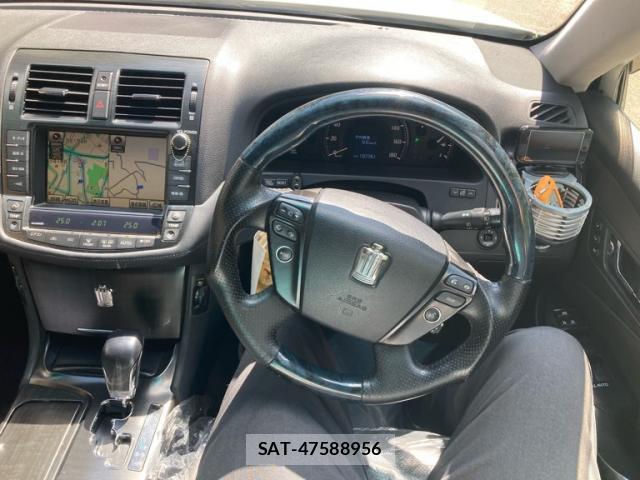 Toyota CROWN 2008-10 8813535-7