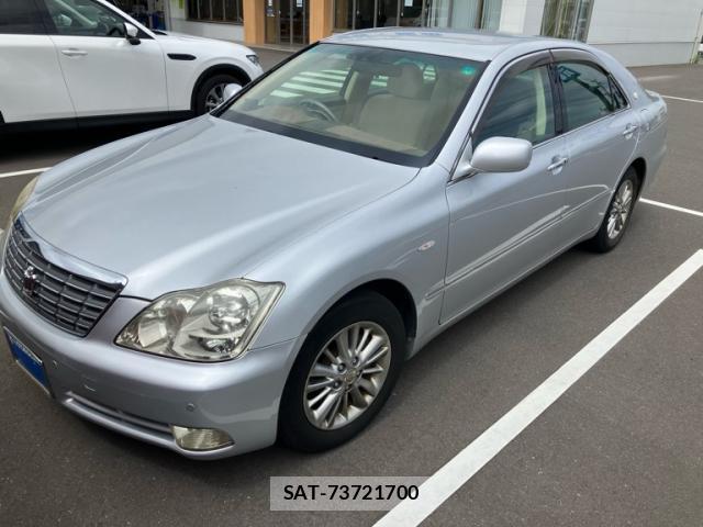 Toyota CROWN 2007-11 8813636-1