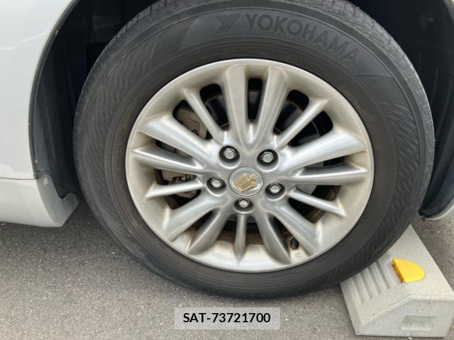 Toyota CROWN 2007-11 8813636-4