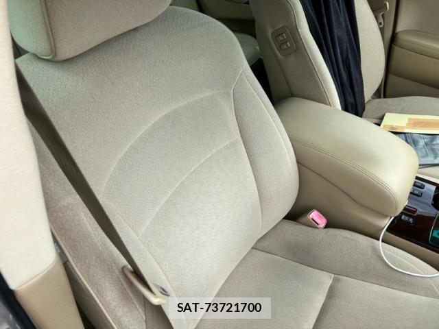 Toyota CROWN 2007-11 8813636-9