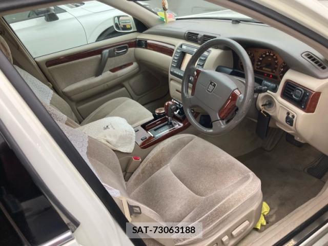 Toyota CROWN 2002-01 8813638-14