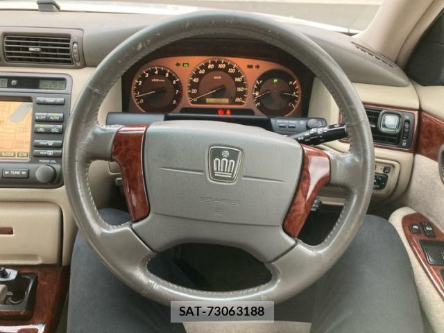 Toyota CROWN 2002-01 8813638-17