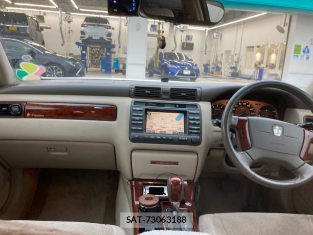 Toyota CROWN 2002-01 8813638-9