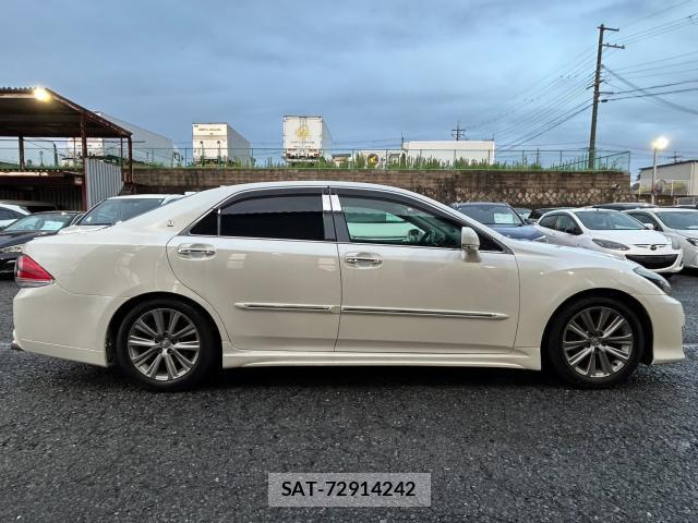 Toyota CROWN 2008-07 8814461-3
