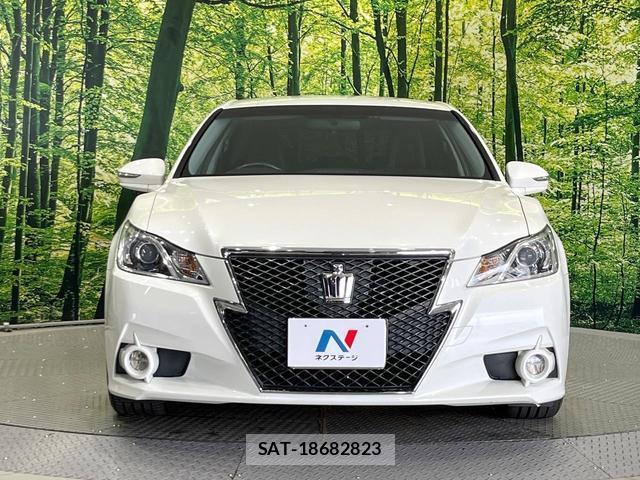 Toyota CROWN 2013-08 8814672-13