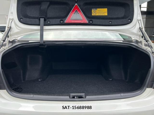 Toyota CROWN 2012-04 8815114-18