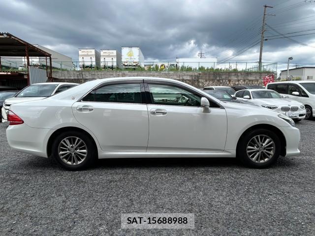Toyota CROWN 2012-04 8815114-3