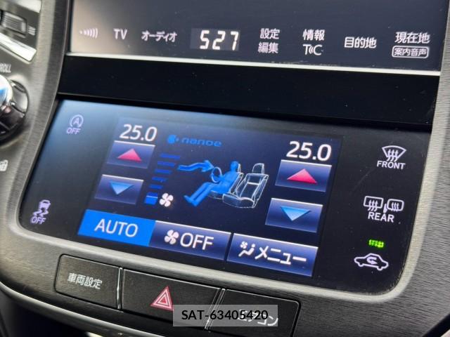 Toyota CROWN 2018-05 8815202-5