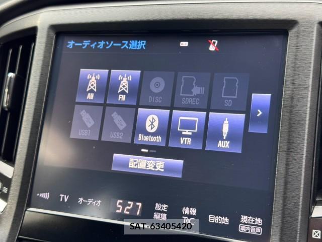 Toyota CROWN 2018-05 8815202-6