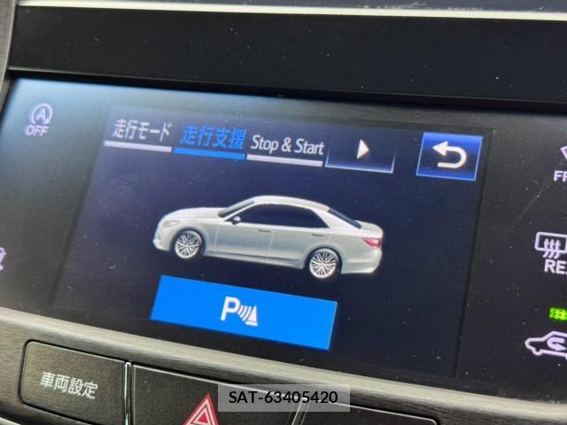 Toyota CROWN 2018-05 8815202-7