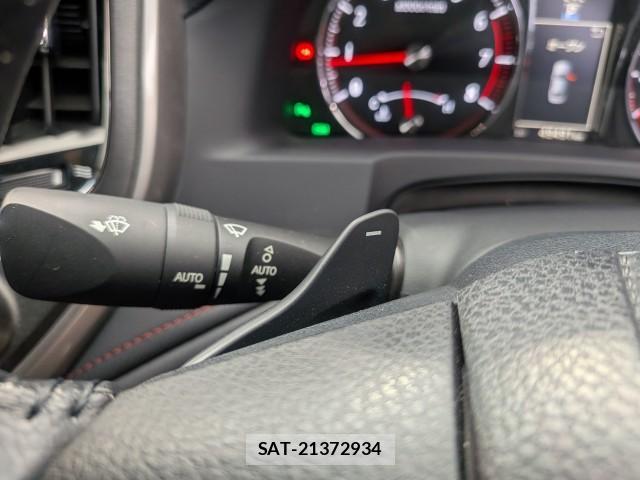 Toyota CROWN 2016-03 8815214-10