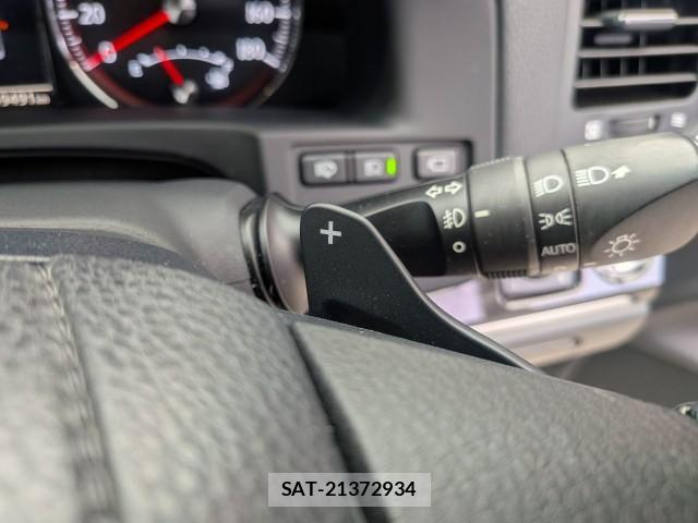 Toyota CROWN 2016-03 8815214-12